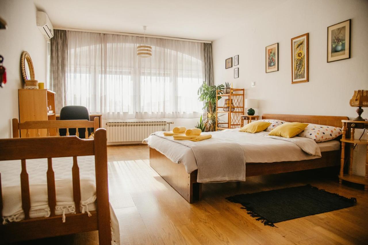 Hotel Soba Gloria Slavonski Brod Exterior foto
